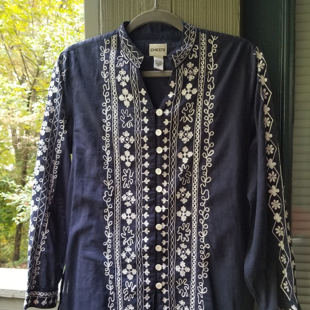 Chico's embroidered top